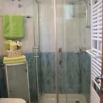 Komel Опатия