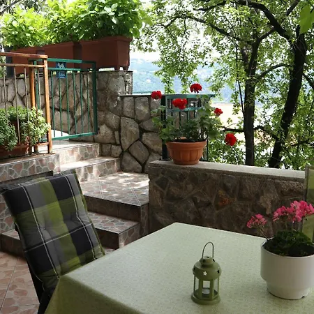 Apartman Komel