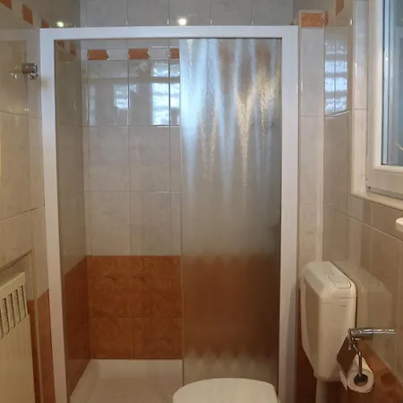 Komel Apartman *