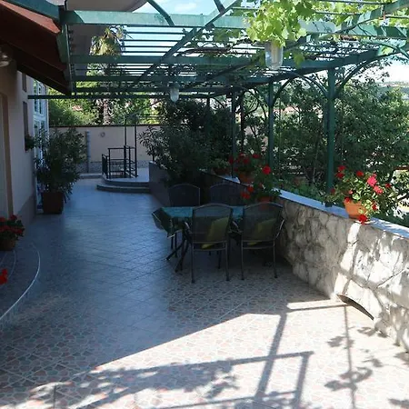 Apartman Komel