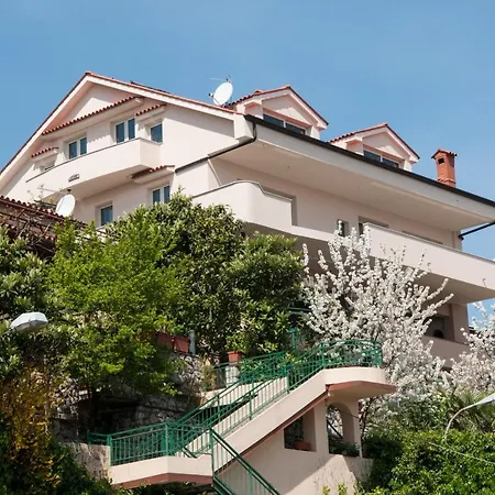 Komel Apartment Opatija